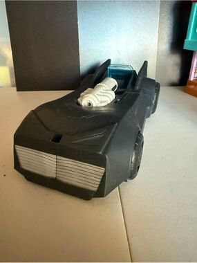 DC Black Bat Mobil Toy Panel with Raised Grille Detailing